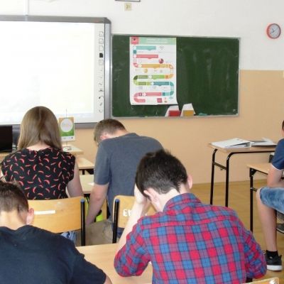 Szkolny Dzień Bezpieczeństwa Cyfrowego w Zespole Szkolno  - Przedszkolnym SP w Łazach ( gimnazjum)